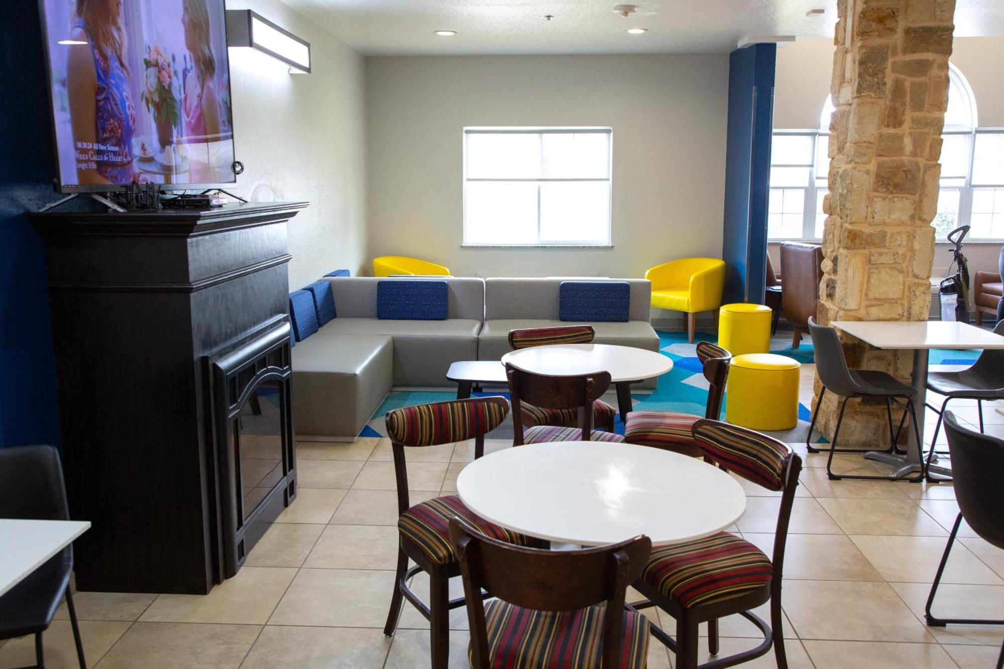 Microtel Inn & Suites By Wyndham Searcy Exterior foto
