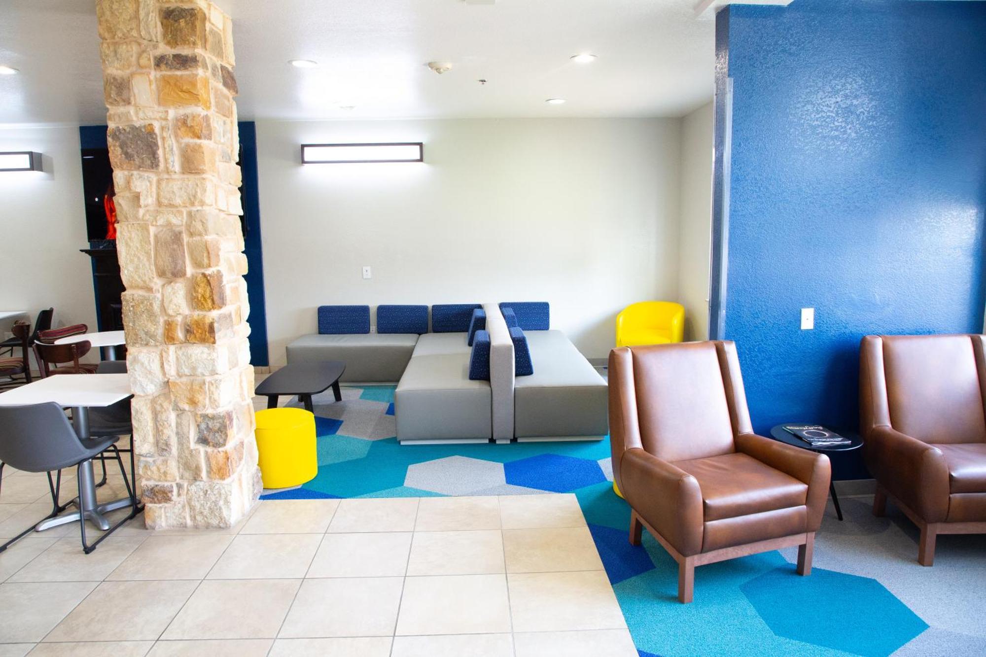 Microtel Inn & Suites By Wyndham Searcy Exterior foto